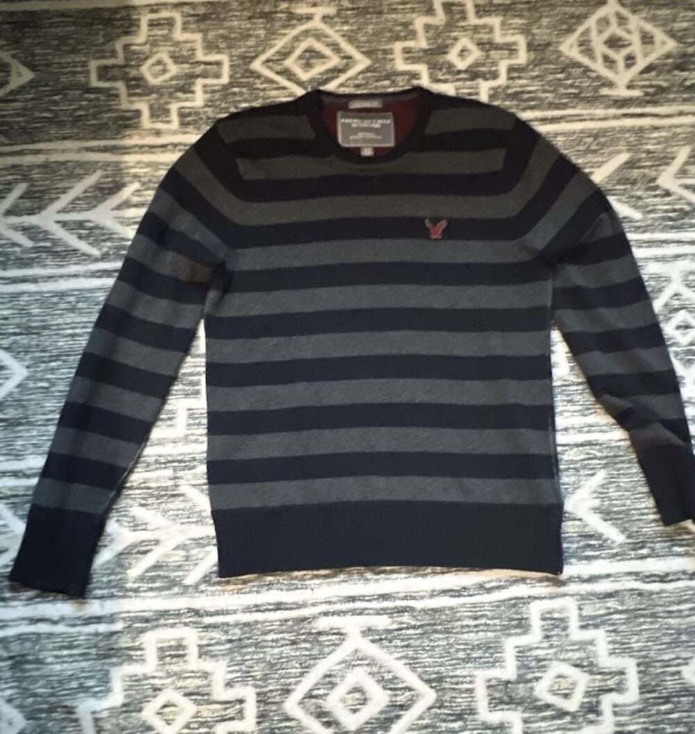 American Eagle Outfitters Vintage Fit Striped Pullover Sweater - Picture 1 of 3